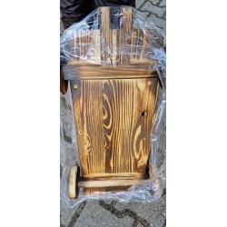 Drewniany wózek - opalany, doniczka, osłonka