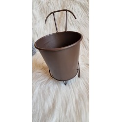 Osłonka na doniczkę a'la wózek brązowy
