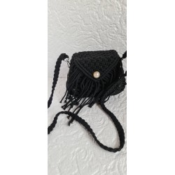 Czarna torebka koszyczek plecionka