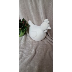 Flokowana kura kolor ecru kremowy