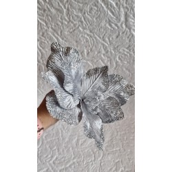 Gwiazda betlejemska Glamour na piku - kolor srebrny