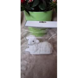 Mały flokowany baranek