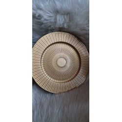 Złoty pod talerz plastikowy średnica około 33 cm
