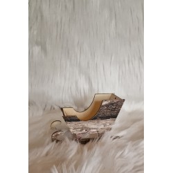 Drewniane małe sanki