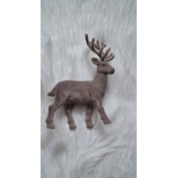 Beżowy flokowany renifer 20 cm