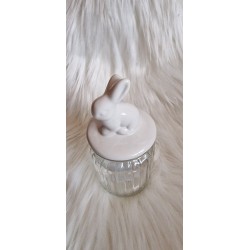Szklany słoik pojemnik z figurką zajączka