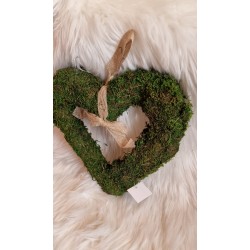 Wianek - serce ze sztucznego mchu  30 cm