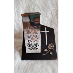 Metalowy nowoczesny duży znicz solarny - kwadratowa tuba, podstawka krzyż i róża