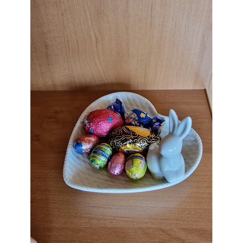 Talerzyk wielkanocny serduszko z zajączkiem