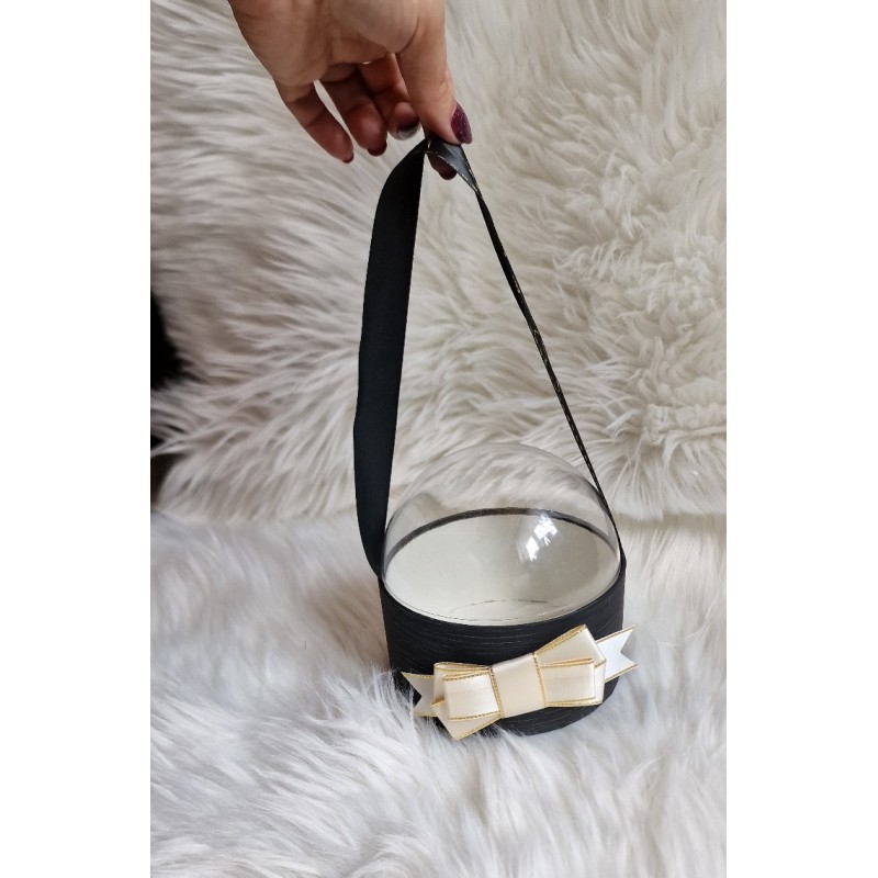 Flower box czarny z czarną wstążeczką ze złotym napisem