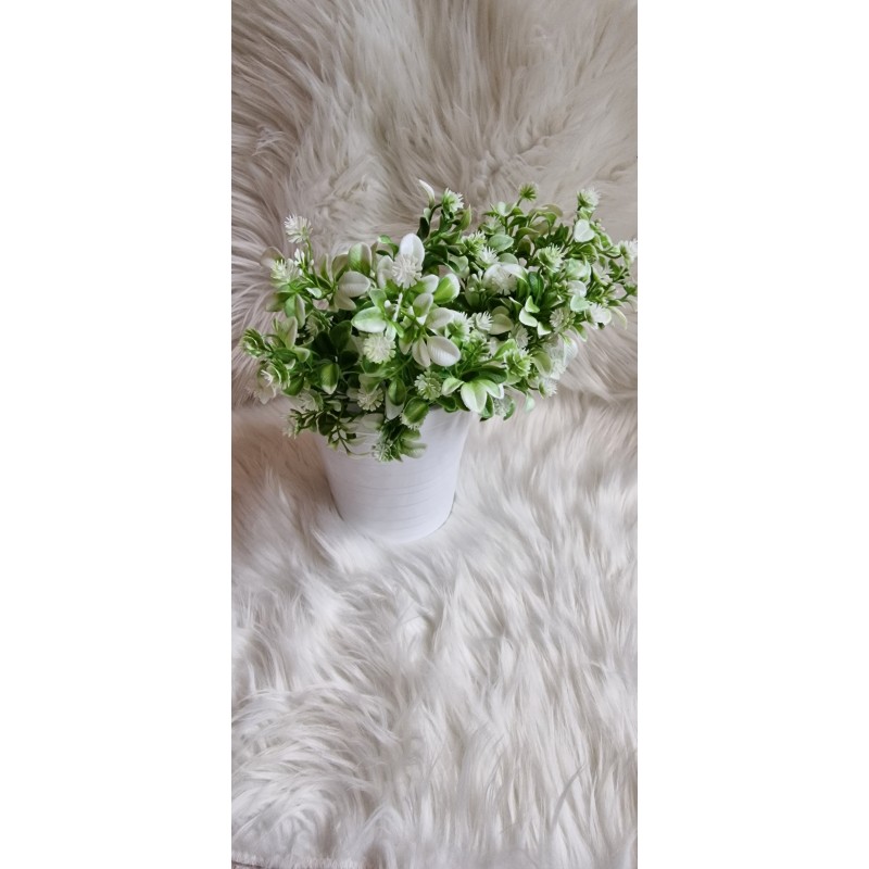 Dodatek zielony, bukiecik zielony bukszpan i gipsówka