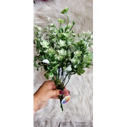 Dodatek zielony, bukiecik zielony bukszpan i kwiatki