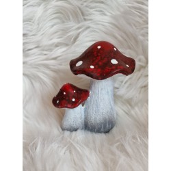 Figurka dwa czerwono - bordowe muchomory