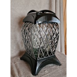 Czarno srebrny znicz z ażurowym zdobieniem romby 31,5 cm