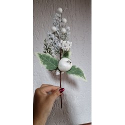 Sztuczna gałązka ośnieżona z jabłkiem 30 cm