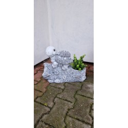 Figurka - żółw na kłodzie