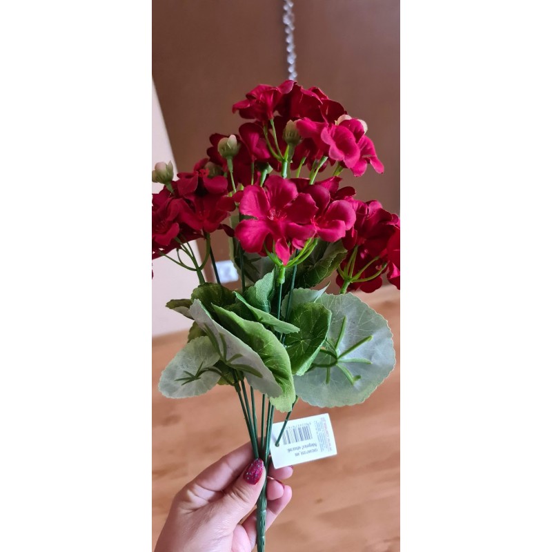 Sztuczny bukiet pelargoni