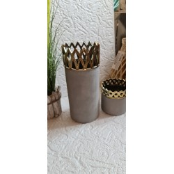 Wazon ceramiczny efekt betonu