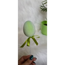 Zielone jajko wielkanocne na piku 30 cm